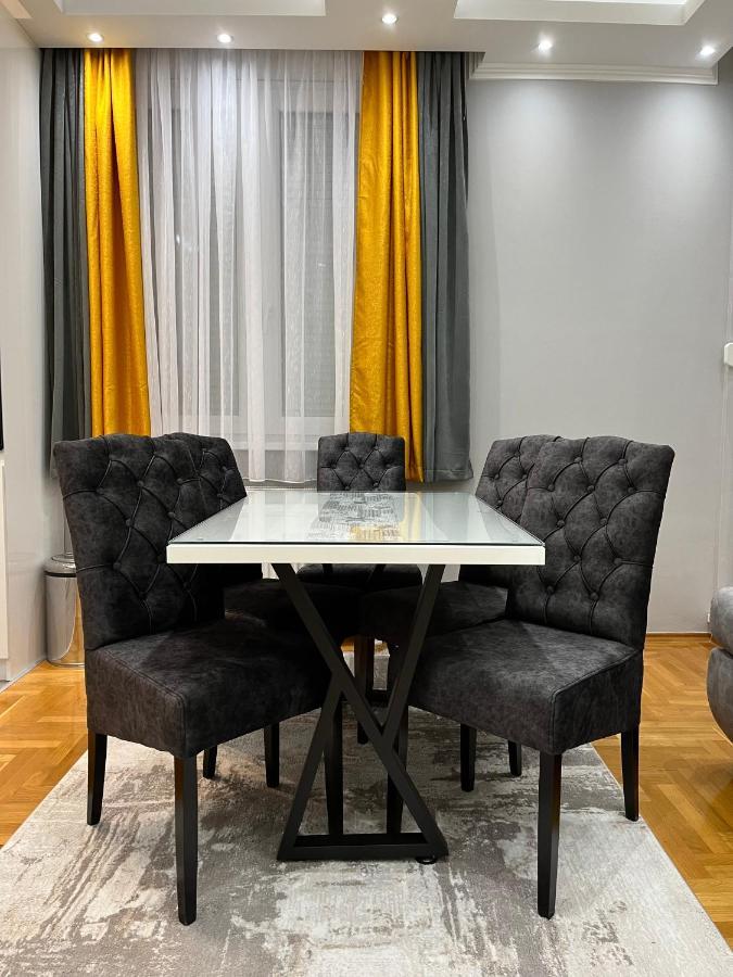 Apartman Central Banyaluka Dış mekan fotoğraf